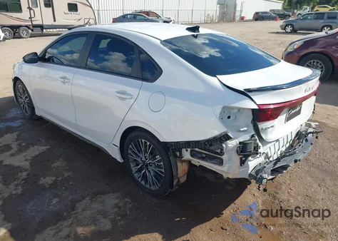 2024 Kia Forte Gt-Line z USA, uszkodzony, nr VIN 3KPF54ADXRE717823